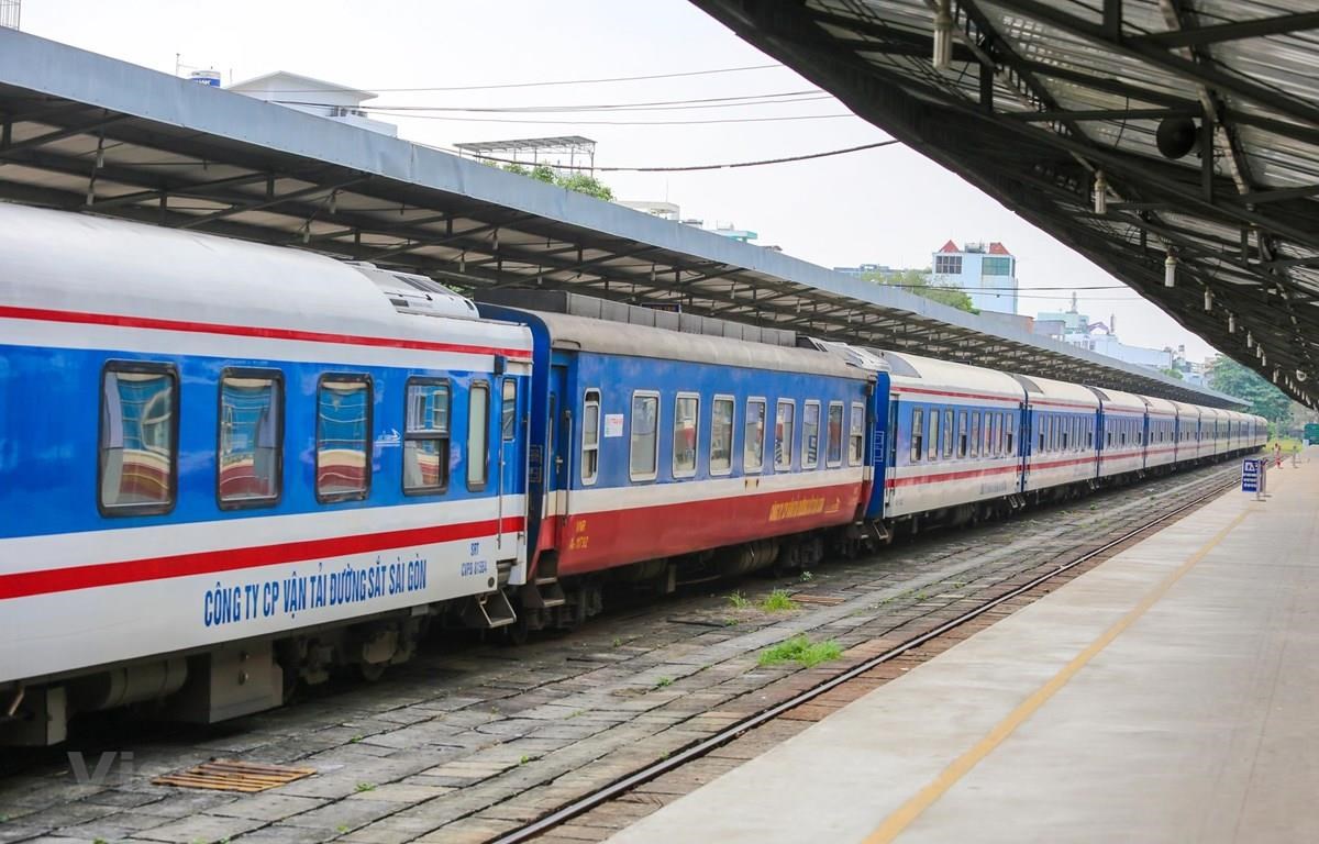 Ngành Đường sắt mở bán vé các đoàn tàu địa phương Tết Nhâm Dần 2022.