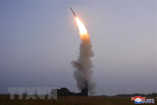 Triều Tiên phóng thử tên lửa phòng không mới của Học viện Khoa học quốc phòng, ngày 30/9/2021. (Ảnh minh họa)