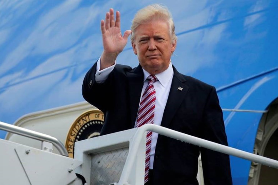 Tổng thống Donald Trump đăng Twitter ngày đến Hà Nội