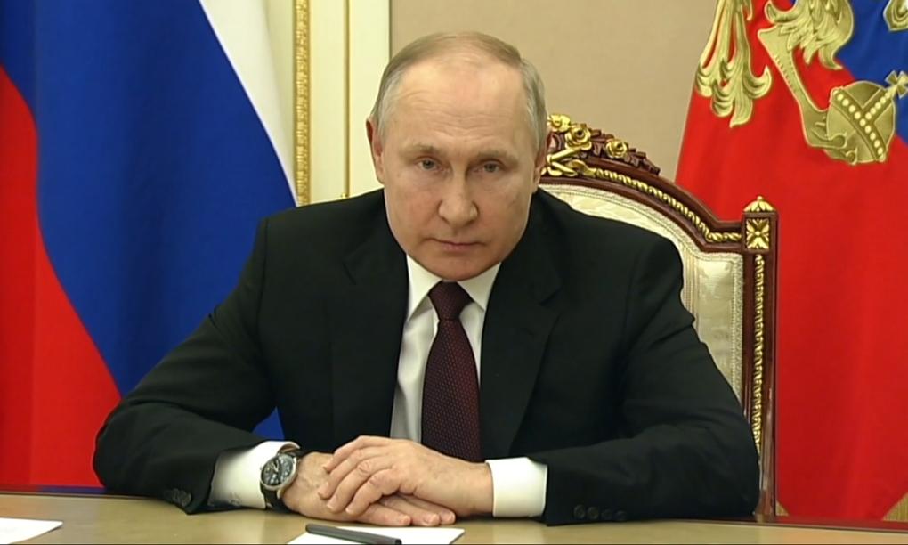 Tổng thống Nga Vladimir Putin phát biểu trên truyền hình ngày 25/2. Ảnh: RIA Novosti.
