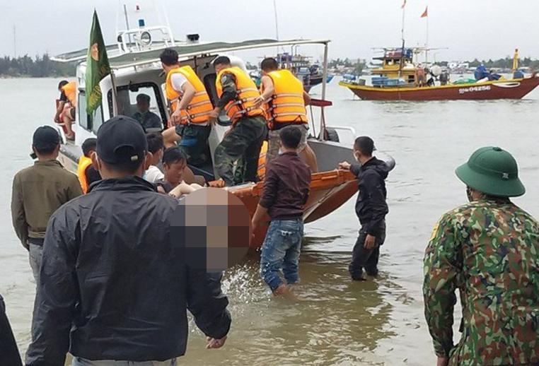 Vụ chìm ca nô ở Quảng Nam: Tìm thấy thêm 2 thi thể nạn nhân mất tích