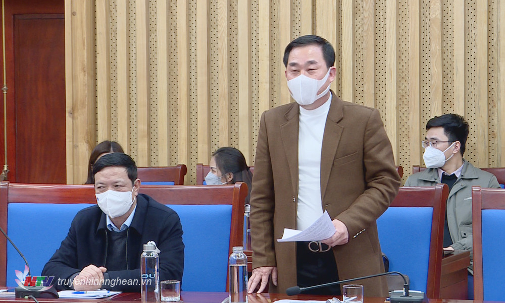 Đại diện huyện Hưng Nguyên phát biểu tại buổi làm việc.