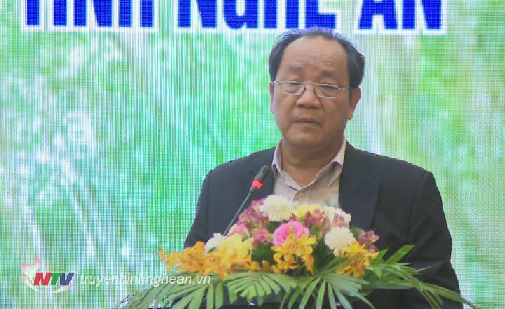 ​  Chuyên gia Hồ Xuân Hùng - Nguyên thứ trưởng Bộ NN và PTNT, nguyên Chủ tịch UBND tỉnh Nghệ An nhấn mạnh tỉnh Nghệ An cần có thay đổi trong phát triển kinh tế lâm nghiệp để nắm bắt cơ hội phát triển ngành chế biến gỗ.  ​