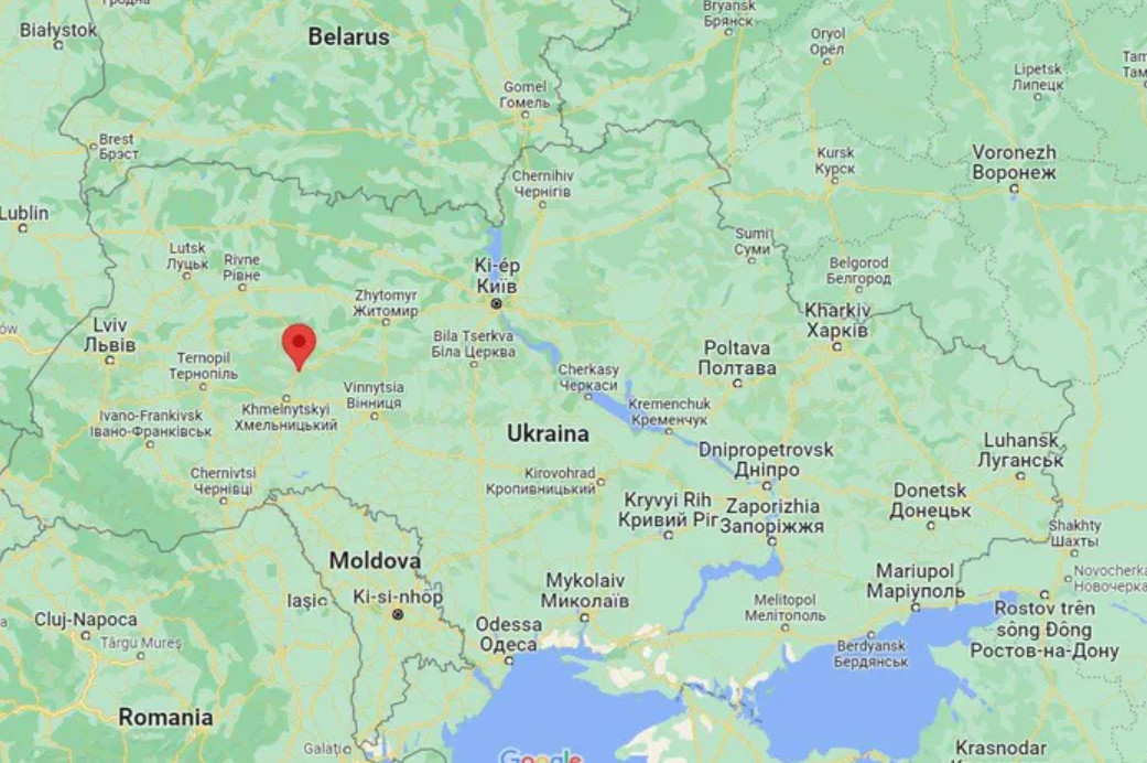 Starokostiantyniv nằm ở phía tây Ukraine. Bản đồ: Google Map.