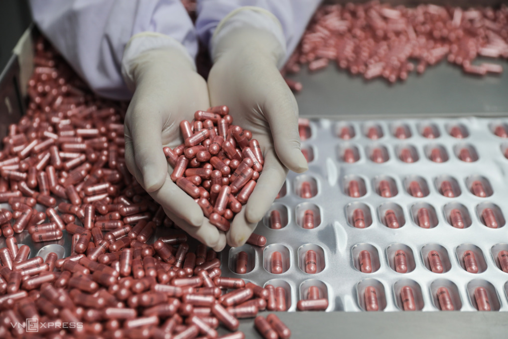 Thuốc molnupiravir sản xuất tại Công ty Boston Việt Nam - một trong ba doanh nghiệp đầu tiên được Bộ Y tế cấp phép sản xuất thuốc này.