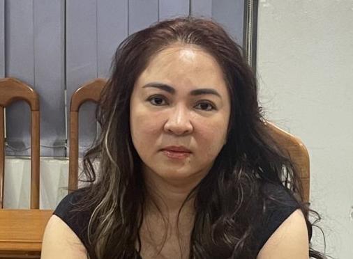Bà Nguyễn Phương Hằng: Từ coi thường pháp luật đến đã hợp tác khi bị khởi tố