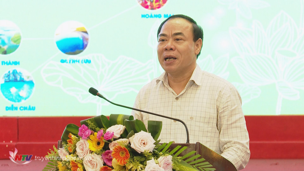 Đồng chí Nguyễn Mạnh Cường - Giám đốc Sở Du lịch Nghệ An phát biểu khai mạc hội nghị.