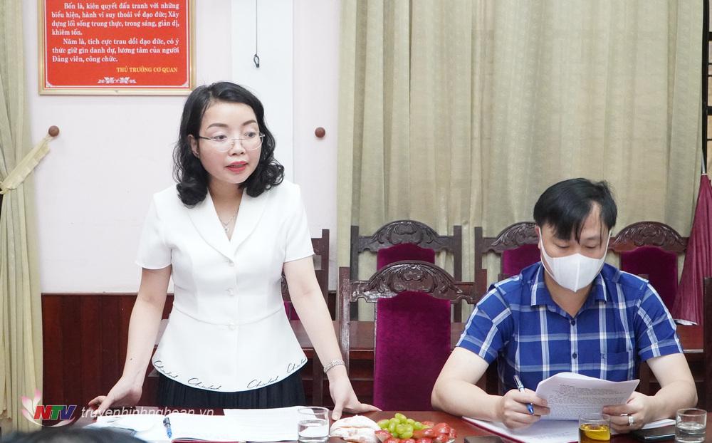 Đồng chí Nguyễn Thị Thơm - Bí thư Huyện ủy Hưng Nguyên đề xuất thêm một số hoạt động chuẩn bị cho lễ Kỷ niệm