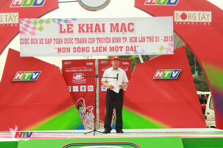 Phó Chủ tịch UBND tỉnh Nghệ An - Lê Minh Thông phát biểu chào mừng tại lễ khai mạc.