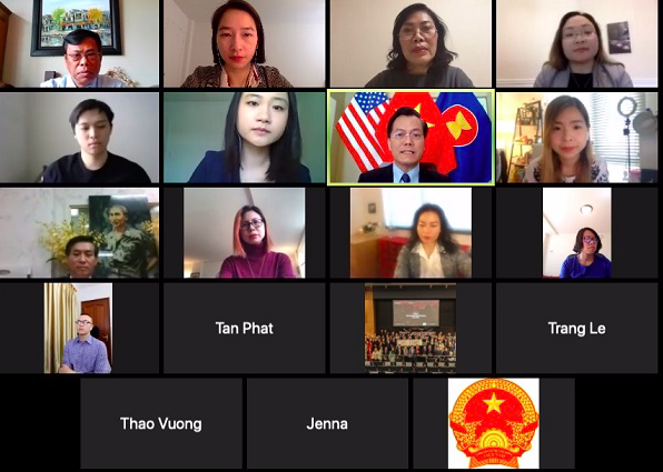 Những người tham gia cuộc trao đổi trực tuyến với Đại sứ và đại diện các cơ quan ngoại giao Việt Nam tại Mỹ (Ảnh: ĐSQ VN)