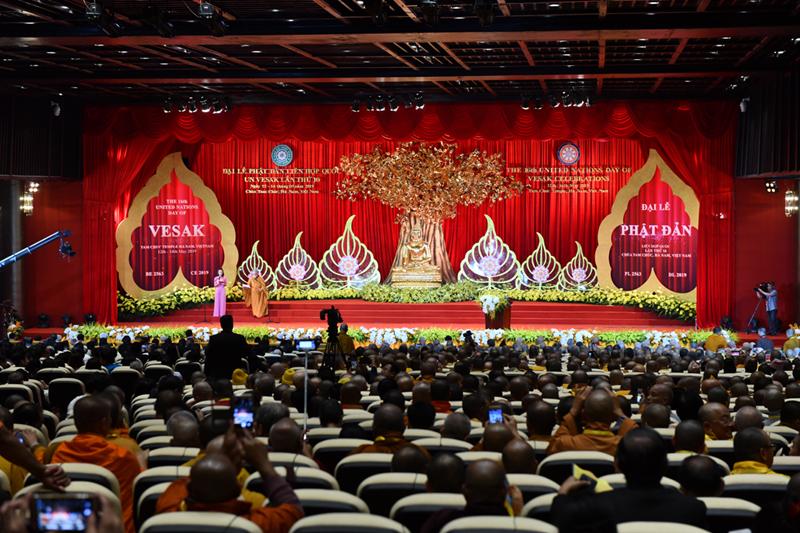 Đại lễ Vesak LHQ 2019 hội tụ 1.650 đại biểu quốc tế đến từ 112 quốc gia và vùng lãnh thổ, trong đó có nhiều nguyên thủ quốc gia, các cao tăng thuộc nhiều trường phái Phật giáo truyền thống trên toàn thế giới.