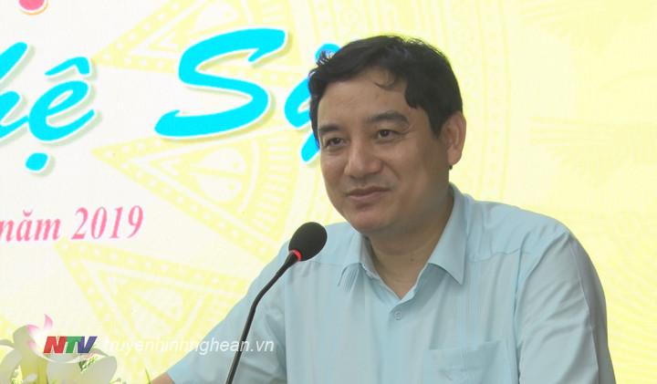 Bí thư Tỉnh ủy Nguyễn Đắc Vinh phát biểu tại buổi gặp mặt.