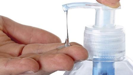 Cảnh giác với gel rửa tay khô kém chất lượng