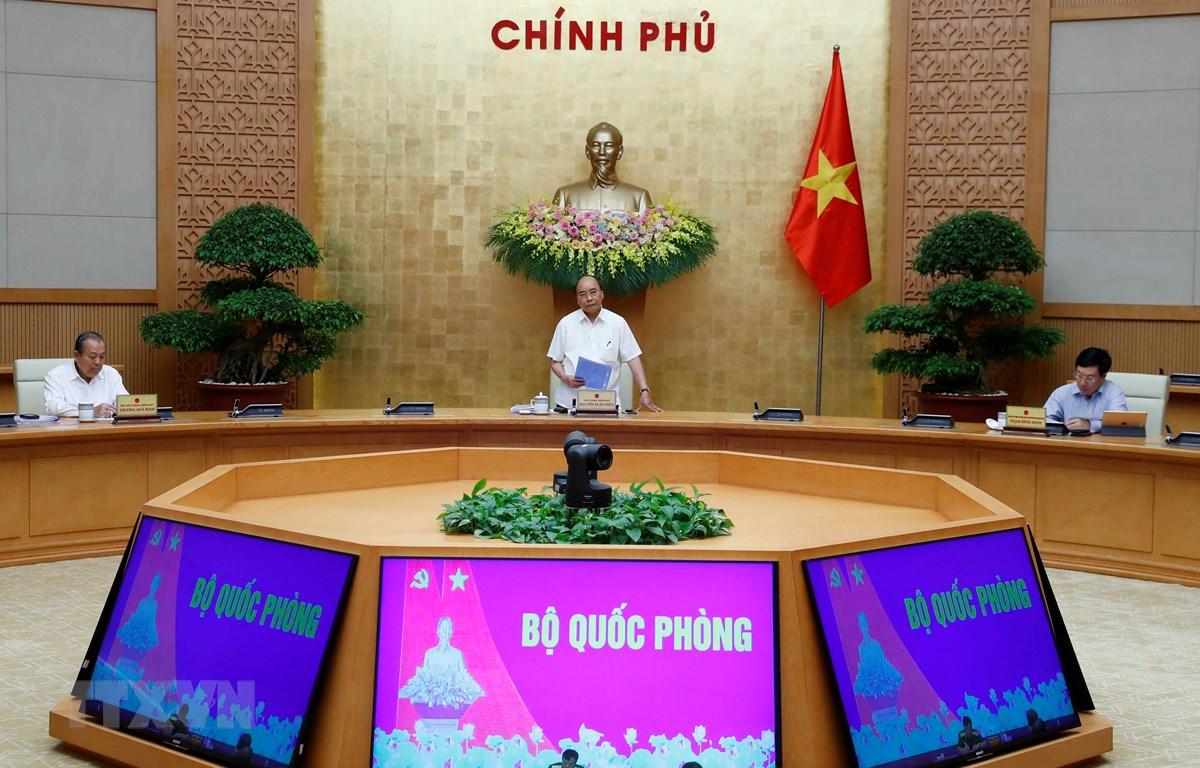 Thủ tướng Nguyễn Xuân Phúc chủ trì họp Thường trực Chính phủ với Ban chỉ đạo Quốc gia phòng, chống dịch COVID-19. 