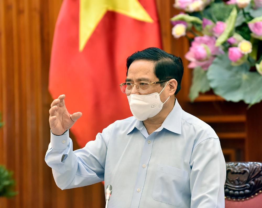 Thủ tướng Phạm Minh Chính phát biểu kết luận cuộc làm việc với Bộ Y tế sáng 15/5.