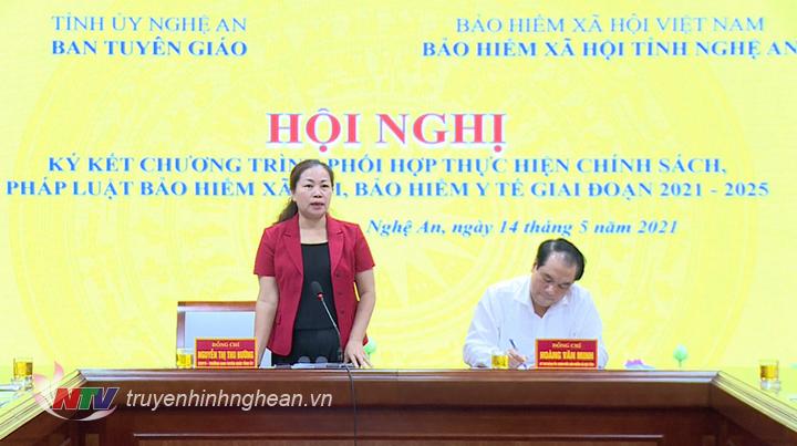 Trưởng Ban Tuyên giáo Tỉnh ủy Nguyễn Thị Thu Hường phát biểu tại hội nghị.
