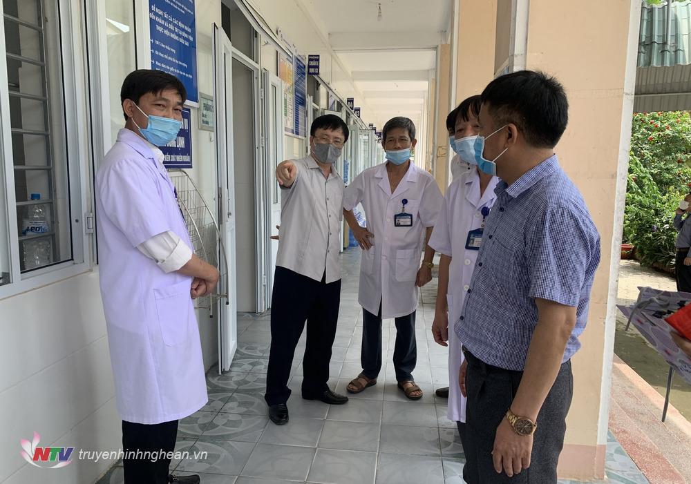 PCT UBND tỉnh chỉ đạo BV Lao và Bệnh phổi Nghệ An phải phân chia khu vực riêng biệt cho bệnh nhân covid 19.