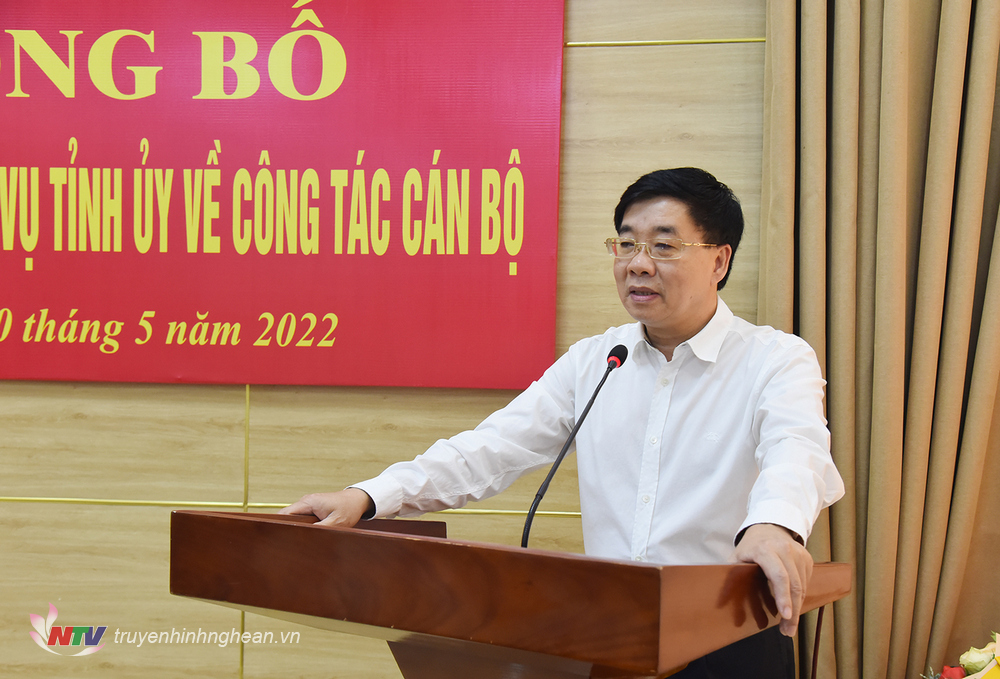 Đồng chí Nguyễn Văn Thông - Phó Bí thư Thường trực Tỉnh ủy phát biểu giao nhiệm vụ.