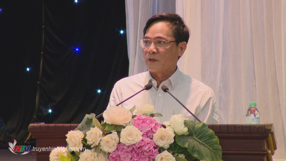 Ông Trần Quốc Thành - Giám đốc Sở Khoa học Công nghệ Nghệ An phát biểu khai mạc hội thảo với chủ đề Khoa học công nghệ và đổi mới sáng tạo trong xu thế chuyển đổi số. 