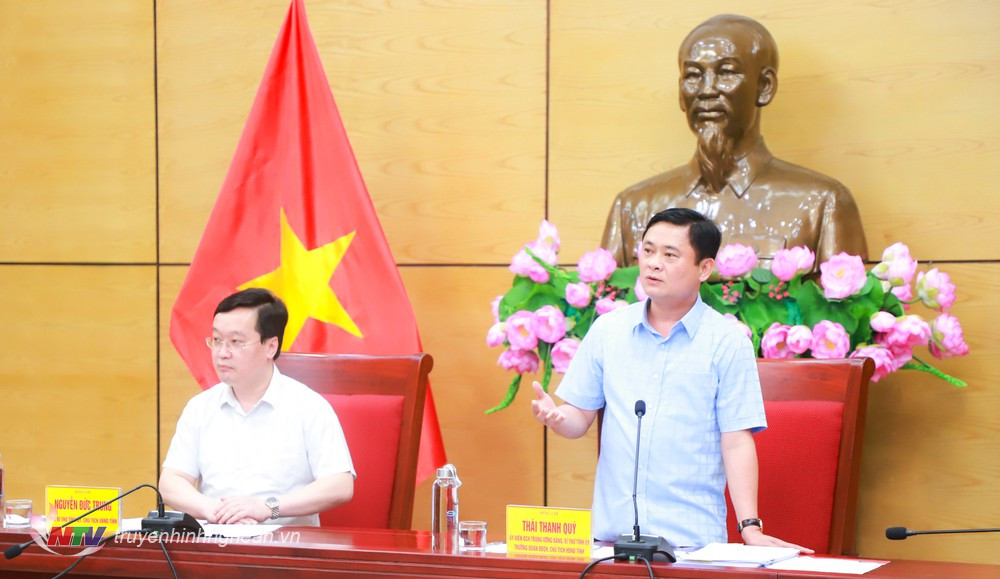 Bí thư Tỉnh ủy, Chủ tịch HĐND tỉnh Nghệ An Thái Thanh Quý kết luận nội dung về các dự án treo, dự án chậm tiến độ và dự án sử dụng đất không đúng mục đích trên địa bàn tỉnh Nghệ An.