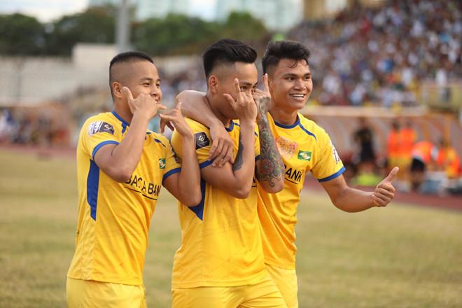 Chủ nhà Sông Lam Nghệ An thắng thuyết phục đội khách Hoàng Anh Gia Lai với tỷ số 3-0 trong trận đấu ở vòng 13 V.League 2019