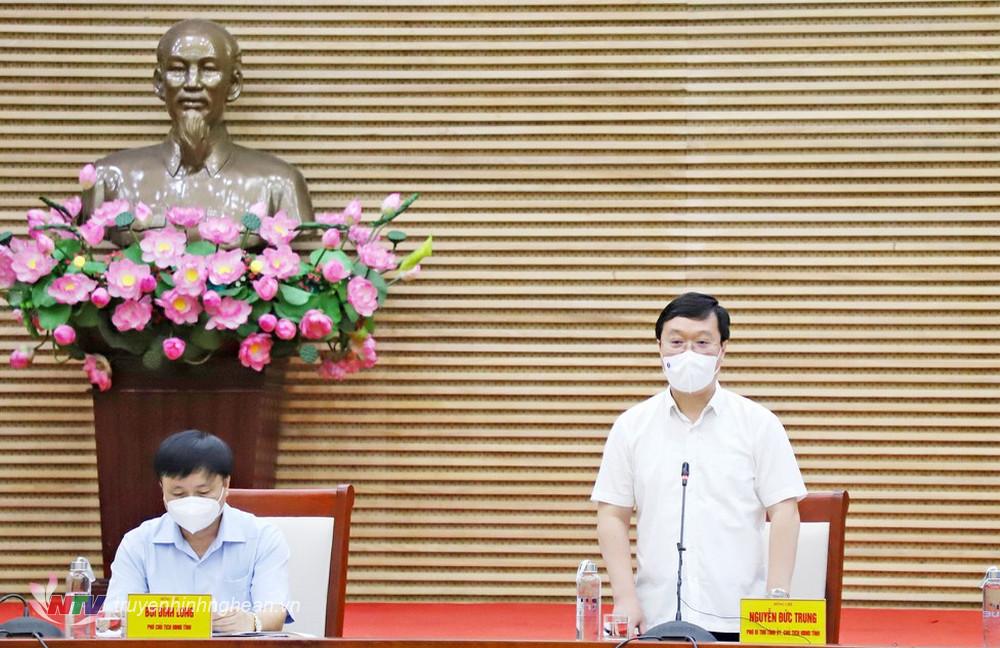 Chủ tịch UBND tỉnh Nguyễn Đức Trung phát biểu kết luận cuộc họp.
