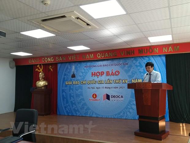Nhà báo Hồ Quang Lợi, Phó Chủ tịch Thường trực Hội Nhà báo Việt Nam, Phó Chủ tịch thường trực Hội đồng Giải báo chí Quốc gia.