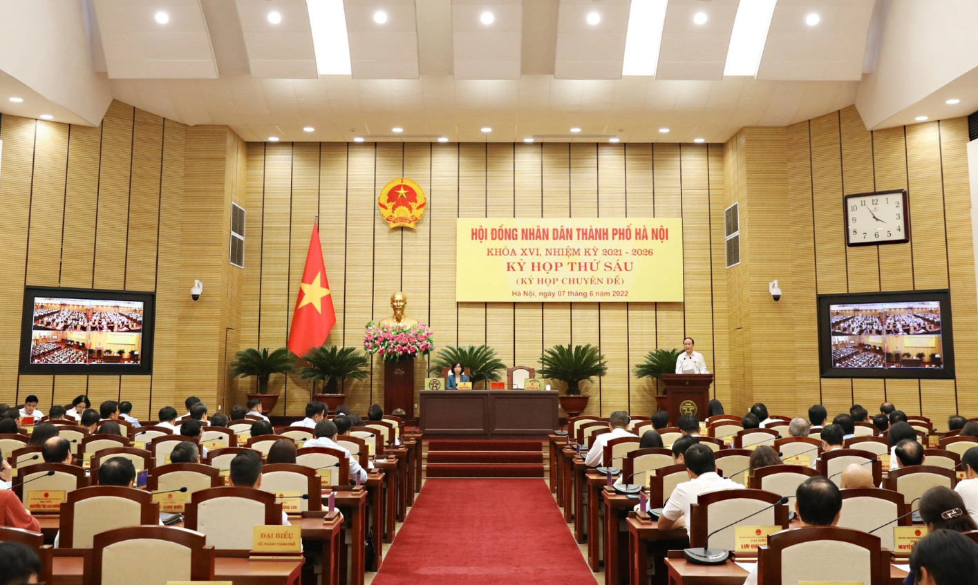 HĐND Hà Nội họp bất thường chiều 7/6, bãi nhiệm chức Chủ tịch UBND Hà Nội và đại biểu HĐND thành phố đối với ông Chu Ngọc Anh. 