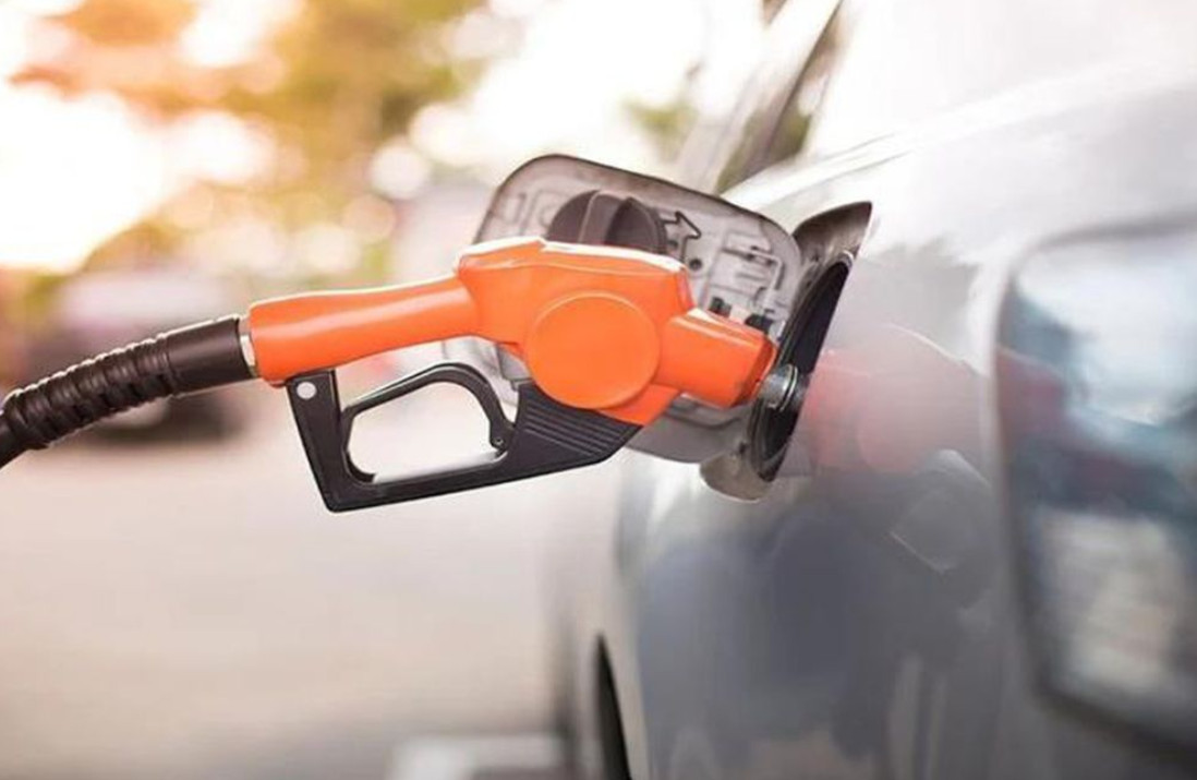 Giá bán lẻ xăng, dầu trong nước được dự báo sẽ tiếp tục tăng mạnh trong kỳ điều hành giá ngày 11/6. Ảnh minh hoạ.