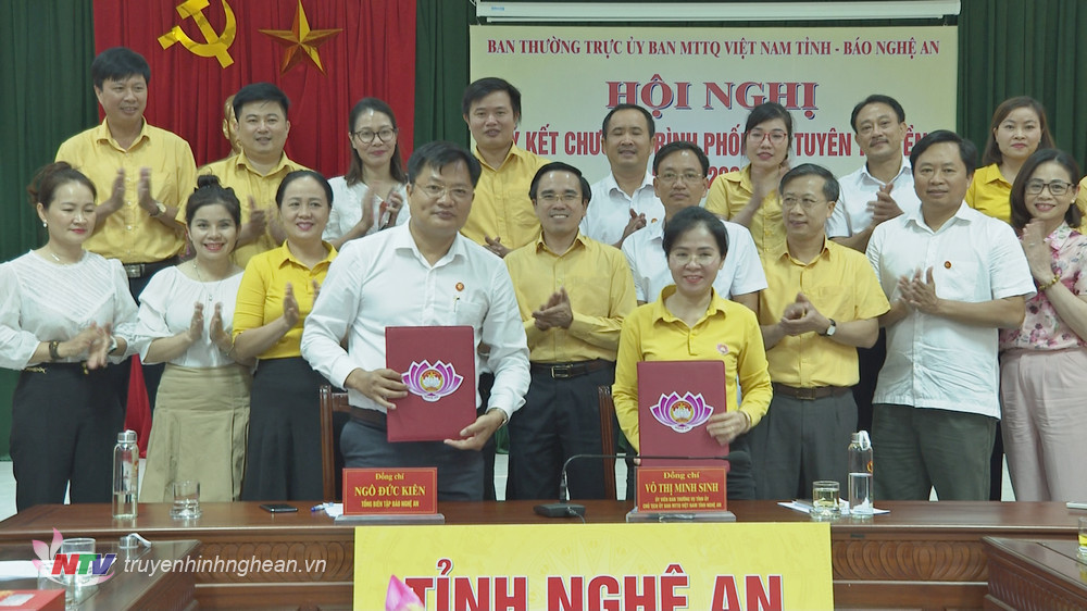 Ký kết phối hợp công tác giữa Ban Thường trực Ủy ban Mặt trận Tổ quốc Việt Nam tỉnh Nghệ An và Báo Nghệ An. 
