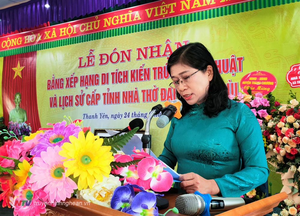 Đồng chí Nguyễn Thị Thanh Hương – Phó Giám đốc Sở Văn hóa và Thể thao phát biểu.