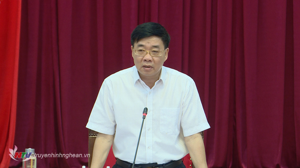 Đồng chí Nguyễn Văn Thông - Phó Bí thư Thường trực Tỉnh uý phát biểu kết luận hội nghị.