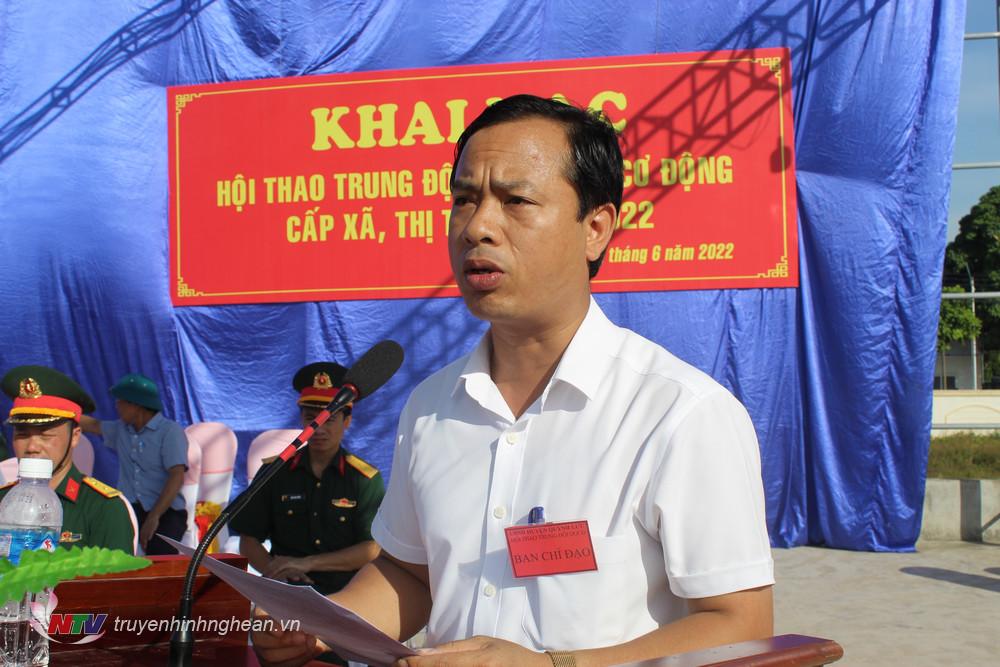 Phó Chủ tịch UBND huyện Nguyễn Văn Thưởng phát biểu khai mạc.