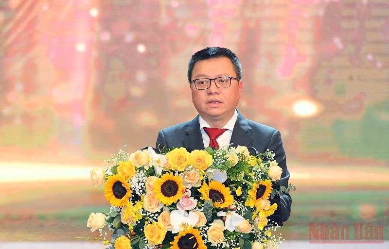  Đồng chí Lê Quốc Minh, Chủ tịch Hội đồng Giải Báo chí quốc gia phát biểu tại buổi lễ.