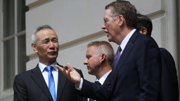 Phó Thủ tướng Trung Quốc Lưu Hạc (trái) và Đại diện Thương mại Mỹ Robert Lighthizer tại cuộc gặp ở thủ đô Washington - Mỹ hồi tháng 5.