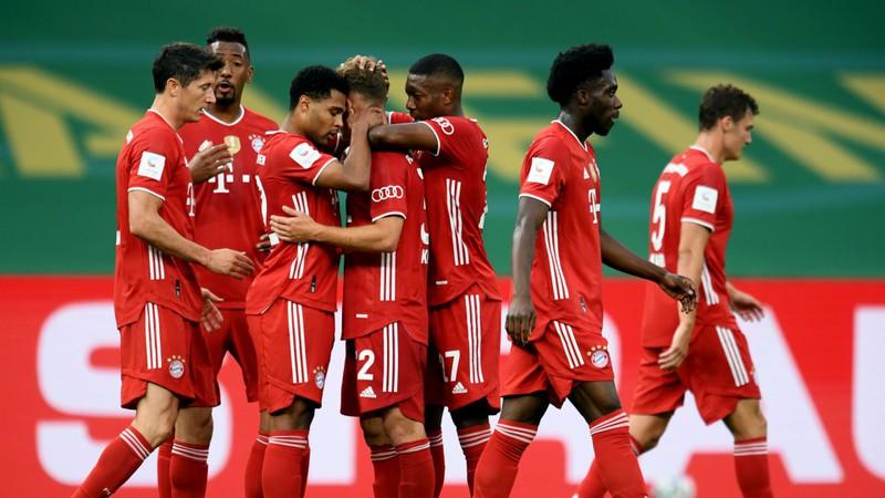 Bayern Munich quá mạnh so với Leverkusen (Ảnh: Getty).