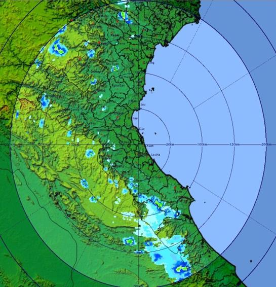Ảnh chụp rada lúc 15h27, 30/7. Nguồn: Đài KTTV Bắc Trung bộ.