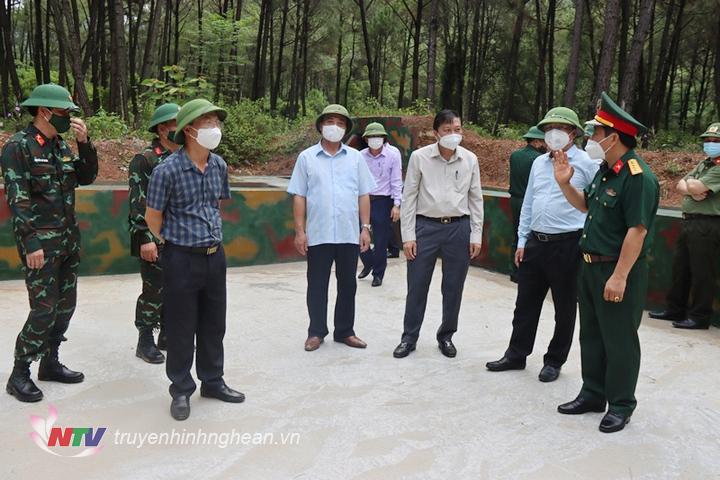 Đoàn công tác kiểm tra công tác xây dựng sỡ chỉ huy diễn tập khu vực phòng thủ huyện Nghi Lộc.