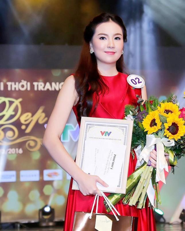 Năm 2016, cô nhận giải MC xinh đẹp nhất VTV trong cuộc thi Vẻ đẹp VTV