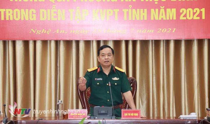 Thủ trưởng Bộ CHQS tỉnh phân tích, điều chỉnh và thông qua kế hoạch thực binh Ban chỉ huy quân sự các huyện.
