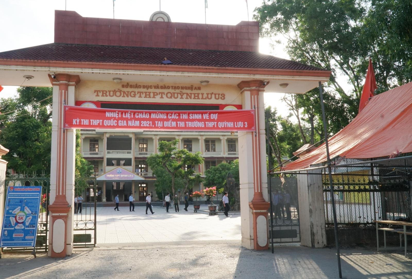Trường THPT Quỳnh Lưu 3 (huyện Quỳnh Lưu, Nghệ An) có 2 thí sinh F1