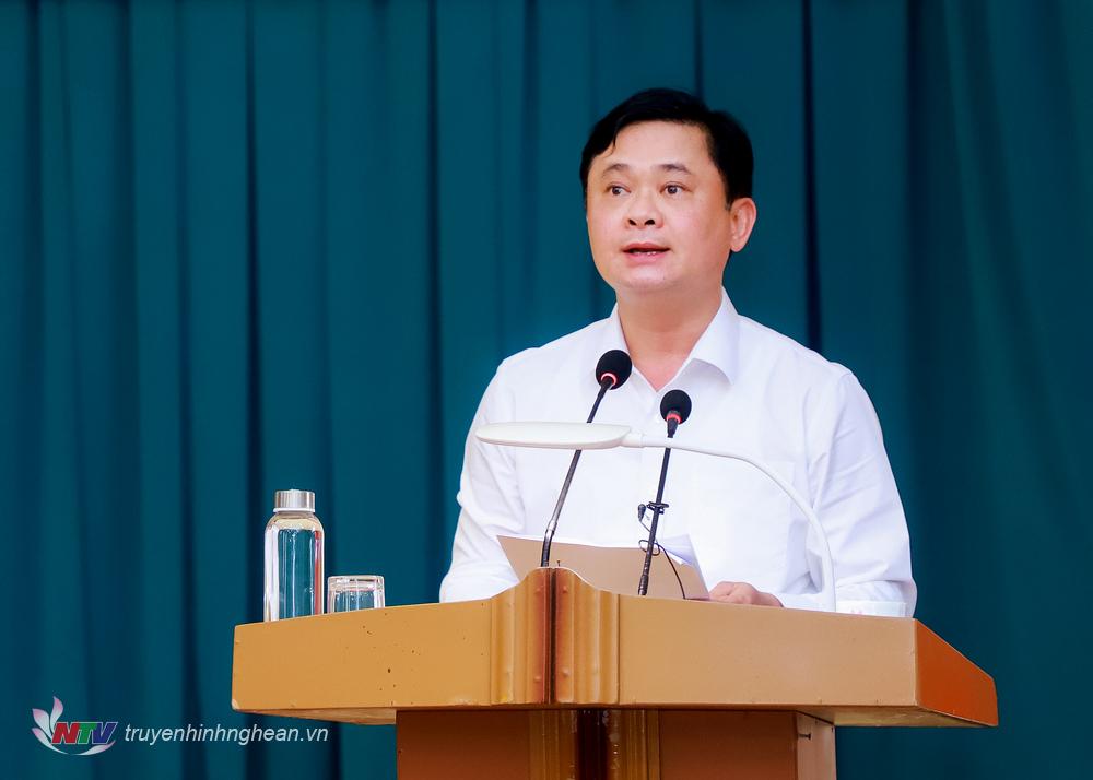 Đồng chí Thái Thanh Quý - Ủy viên Trung ương Đảng, Bí thư Tỉnh ủy, Chủ tịch HĐND tỉnh phát biểu chỉ đạo và tổng kết hội nghị.