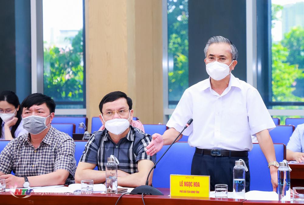 Phó Chủ tịch UBND tỉnh Lê Ngọc Hoa nêu kiến nghị tại buổi làm việc.