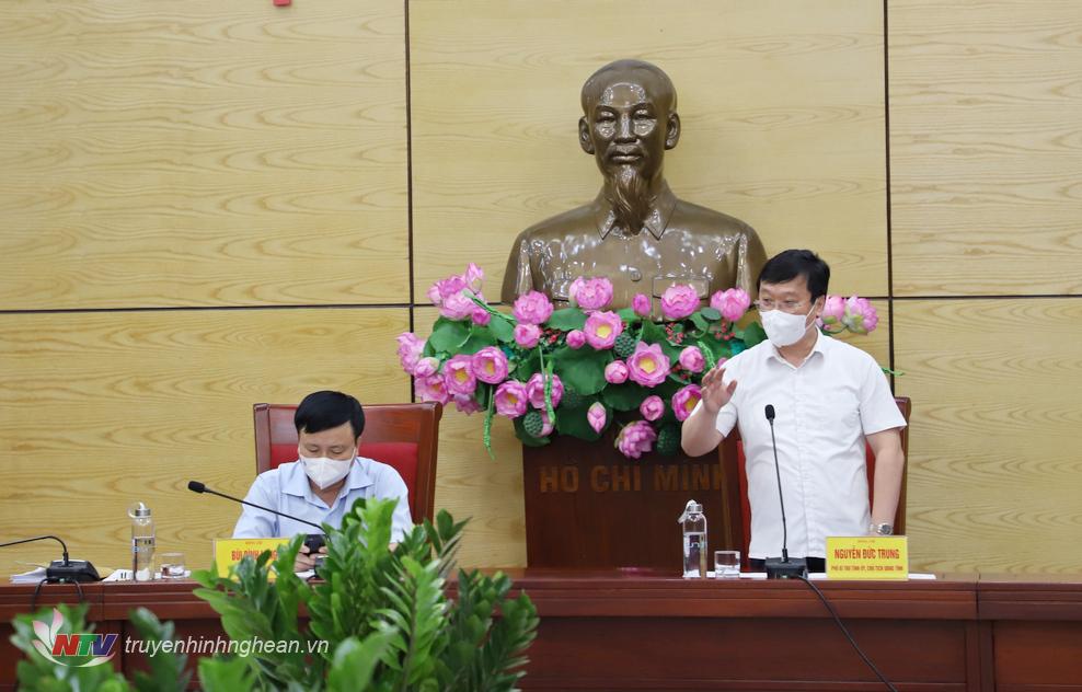 Chủ tịch UBND tỉnh Nguyễn Đức Trung phát biểu kết luận cuộc họp