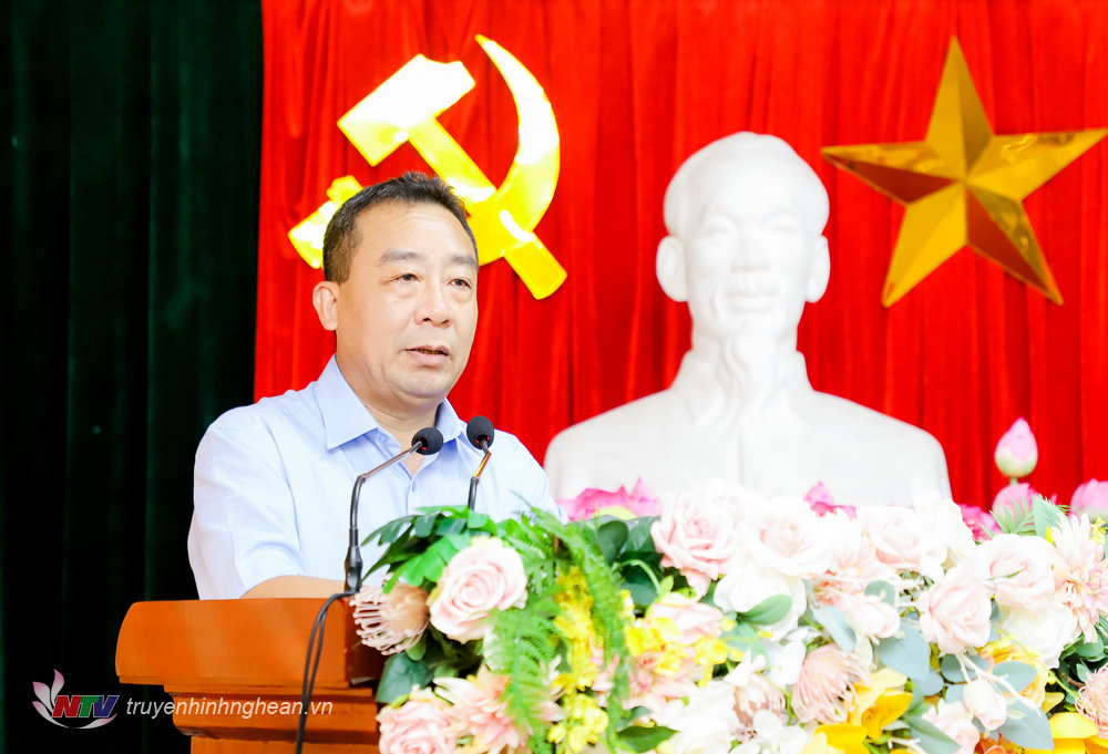 Giám đốc Sở NN&PTNT Nguyễn Văn Đệ phát biểu tại buổi làm việc.