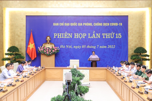 Thủ tướng Phạm Minh Chính, Trưởng Ban chỉ đạo quốc gia phòng chống dịch COVID-19, chủ trì Phiên họp lần thứ 15 của Ban chỉ đạo.
