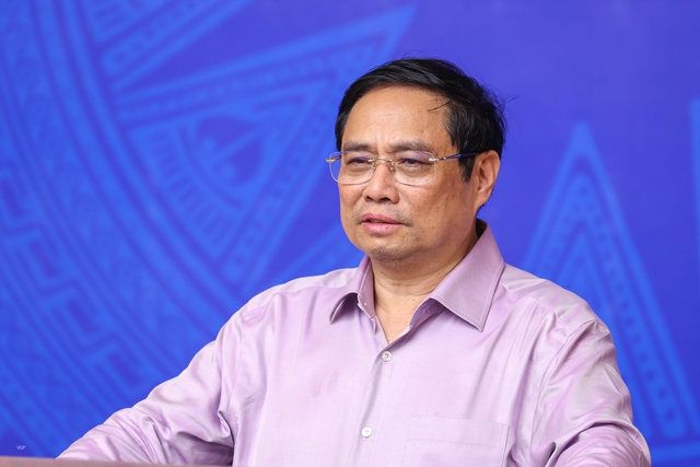 Thủ tướng Phạm Minh Chính nhấn mạnh tinh thần tuyệt đối không được lơ là, chủ quan, mất cảnh giác, yêu cầu đẩy mạnh tiêm vaccine