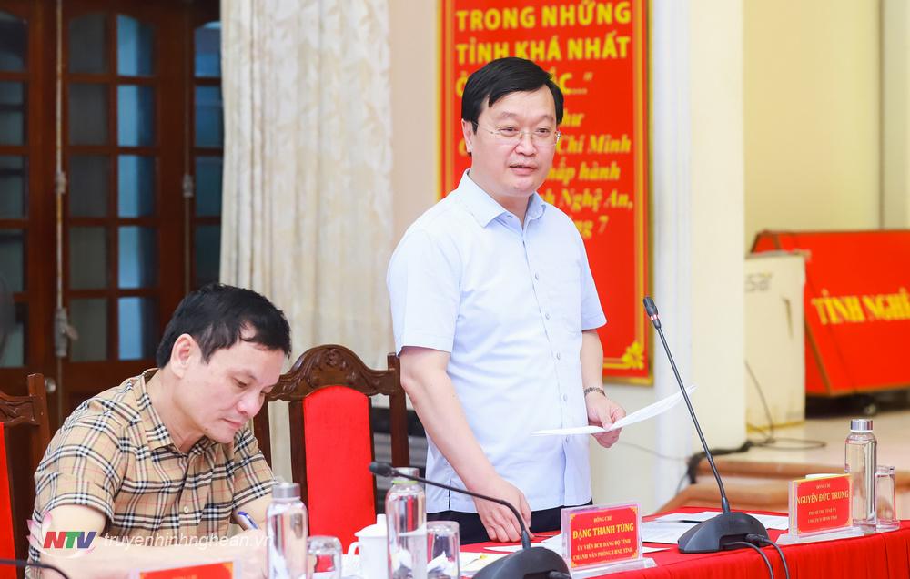 Đồng chí Nguyễn Đức Trung - Phó Bí thư Tỉnh ủy, Chủ tịch UBND tỉnh, Phó trưởng Ban Chỉ đạo phát biểu tại cuộc làm việc