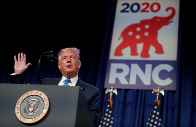 Tổng thống Donald Trump xuất hiện tại Đại hội Toàn quốc đảng Dân chủ (RNC) ở Charlotte, bang North Carolina, ngày 24/8. 