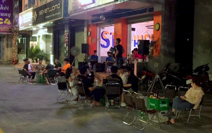 TP Vinh tạm dừng dịch vụ ăn/uống trên vỉa hè, thể dục thể thao tập trung đông người, hồ điều hoà và đường ven sông Lam